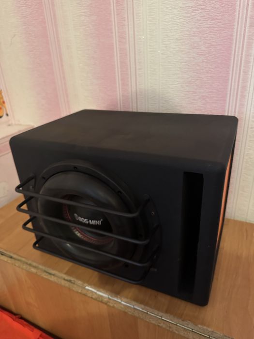 Продам сабвуферы bos mini