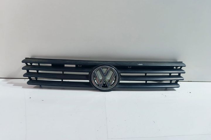 Grila bara fata Volkswagen VW Passat B4