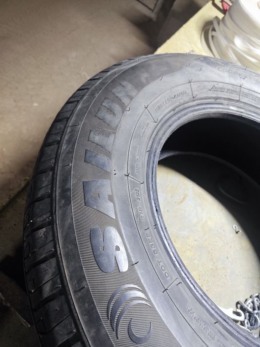 продам комплект шин