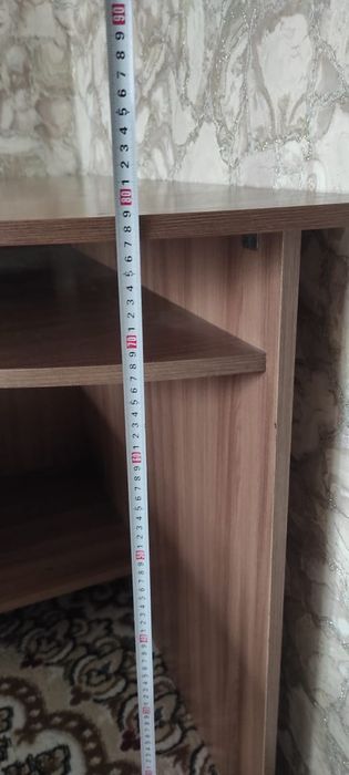 Продам угловой компьютерный  стол