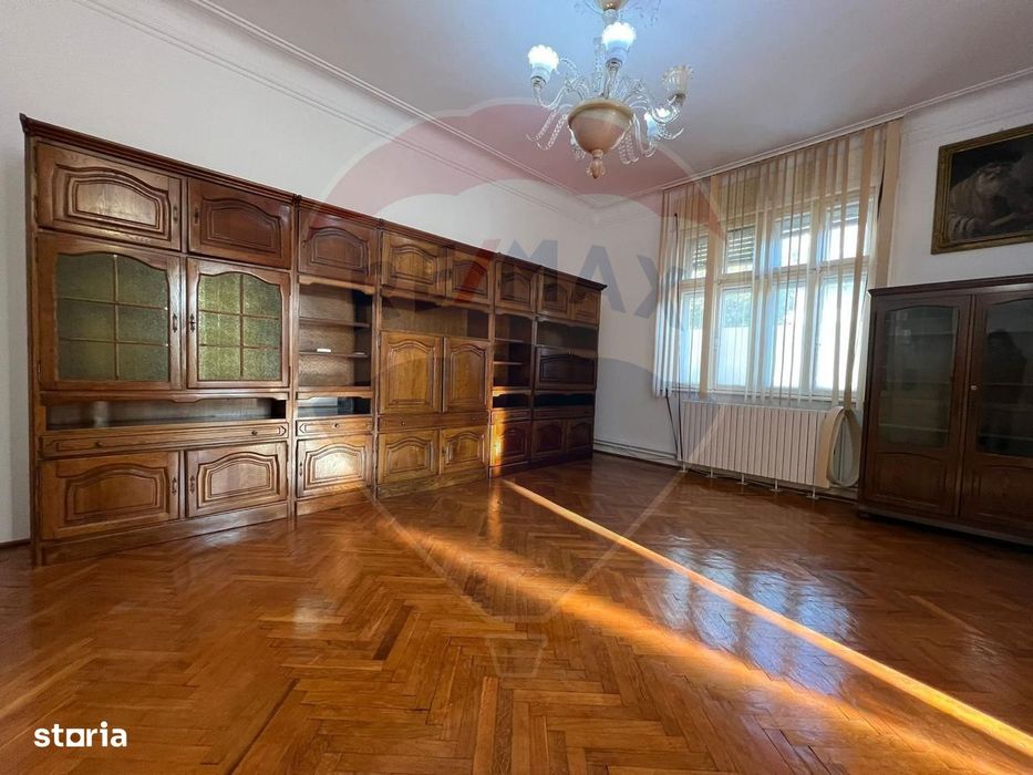 Vila de inchiriat, potrivita birouri, zona Gara.