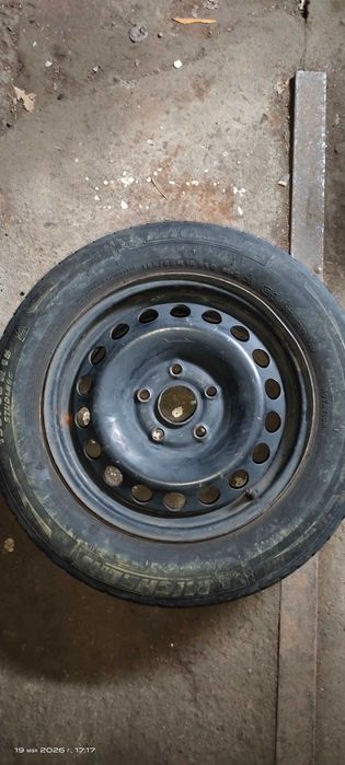 Запаска от WV Caddy ( диск +резина ) R 15 разболтовка 5x112