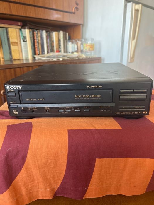 Sony VHS Video Cassette Player SLV-X7 (Made in Japan)