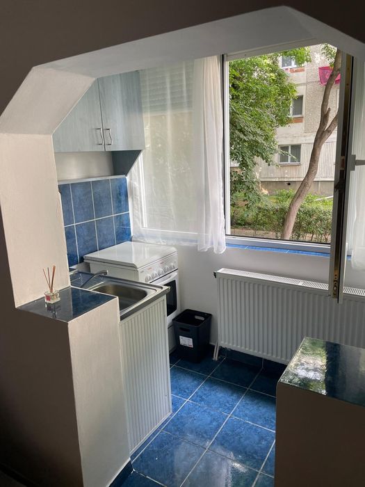 Garsoniera de închiriat