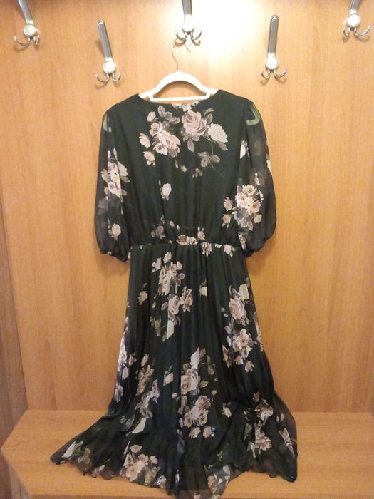 Официална  рокля