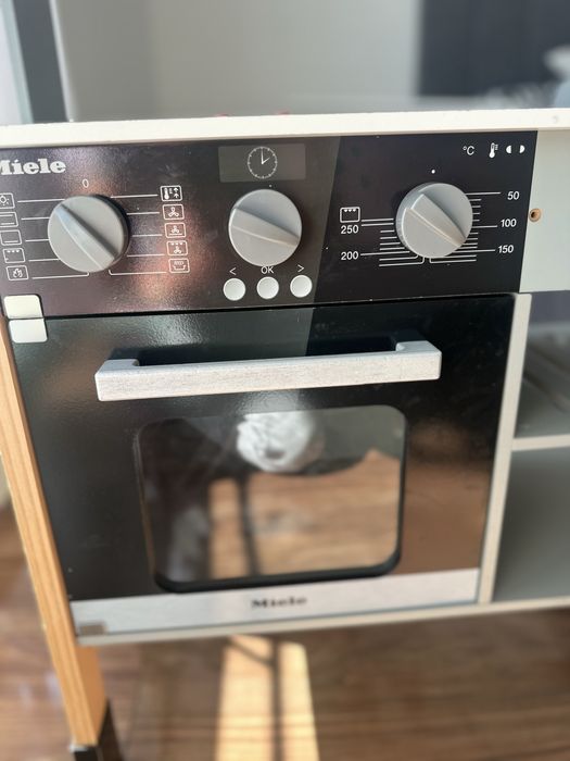 Детска кухня Miele