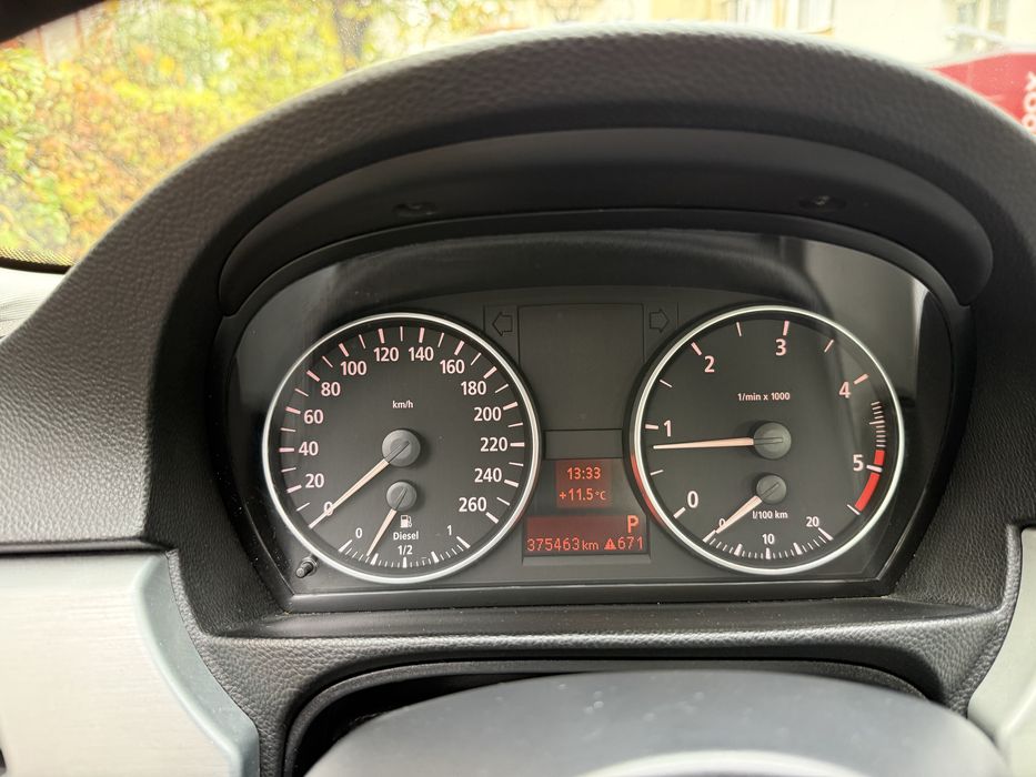 BMW Seria 3 320D E90