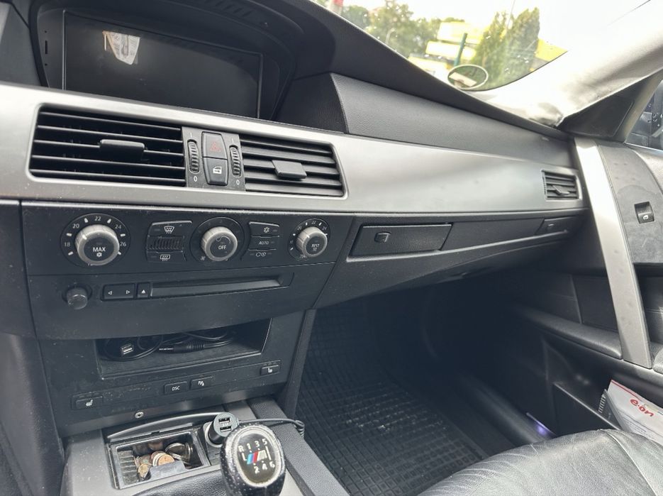 BMW 5 Series 2004 — imagine 5