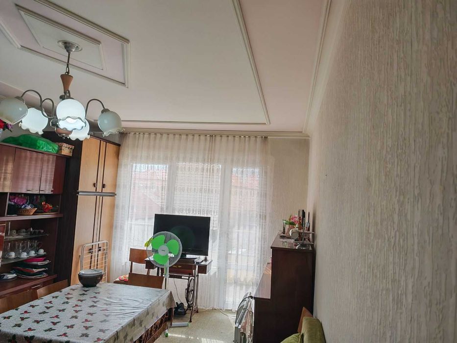 Двустаен апартамент 65 кв.м.  гр. Добрич