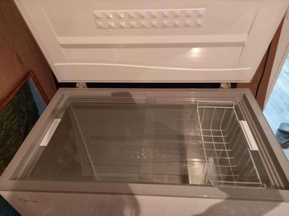 Морозильник Midea