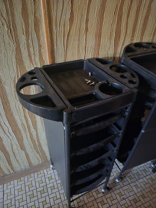 Парикмахерские кресла