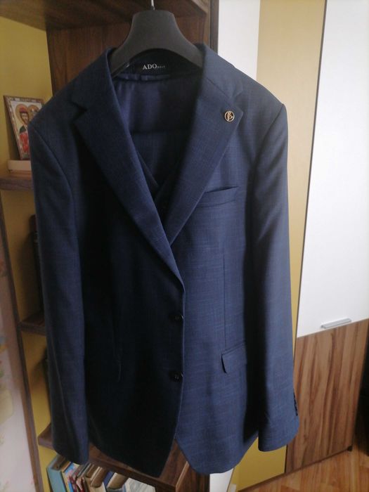 Продам мужской костюм