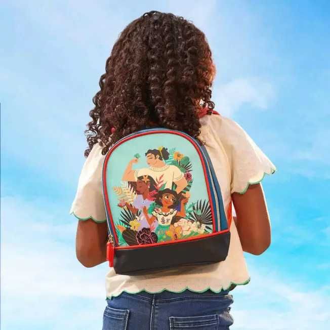 Нова Disney Encanto кожена детска раница
