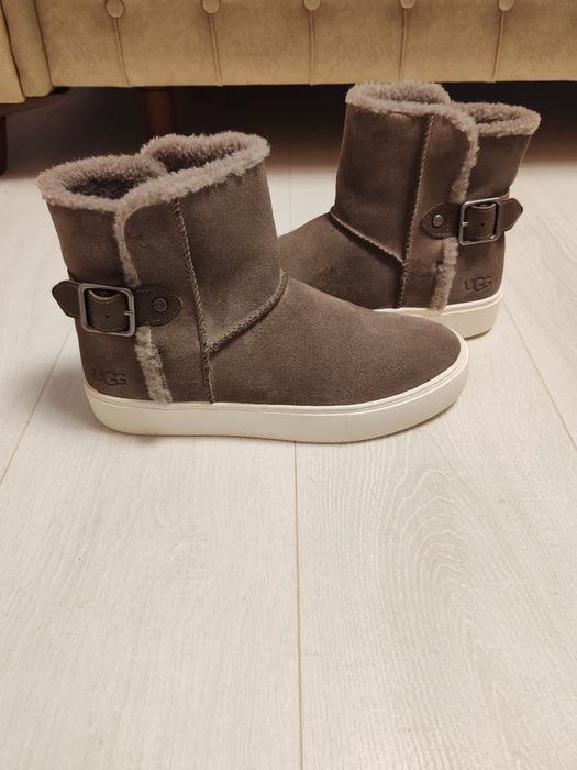 Cizme UGG piele întoarsă originali