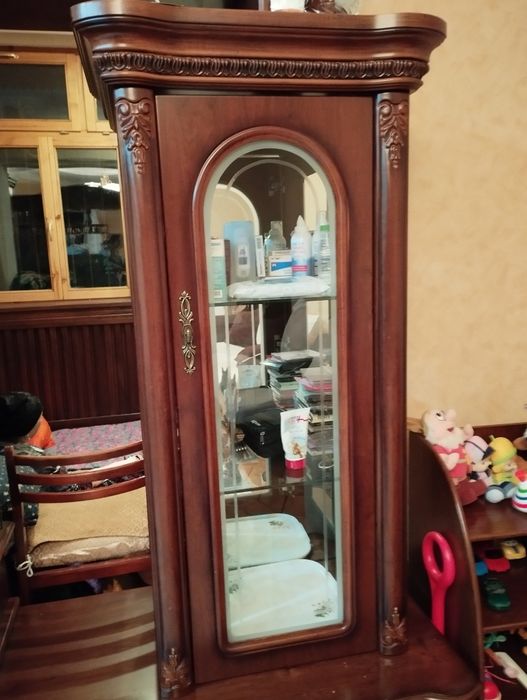 Срочно!!! Добротная мебель из дерева для гостиной. Срочно!!!