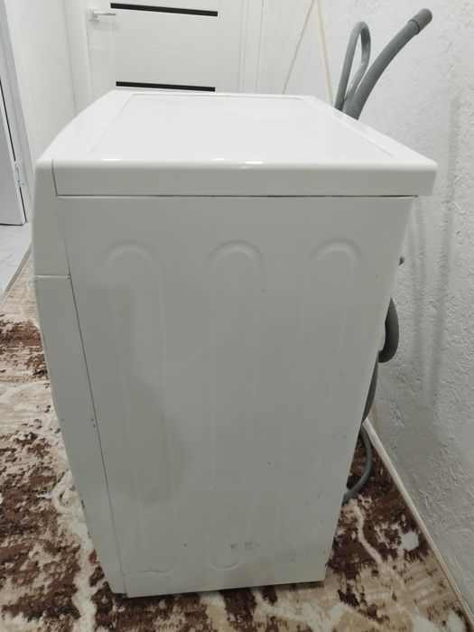 Продаю стиральную машину