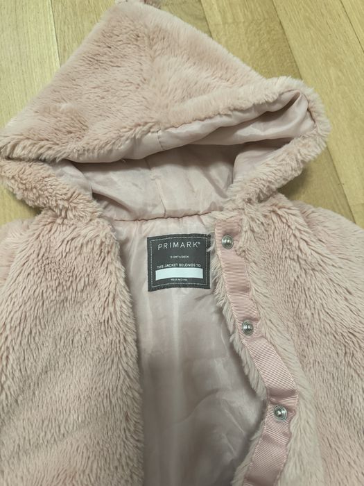 Set paltonas, blugi si bluzita marimea 68