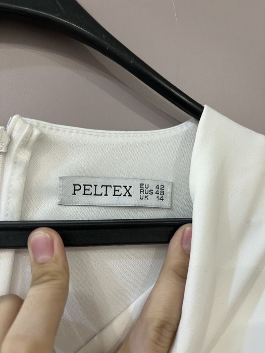 женское платье белое