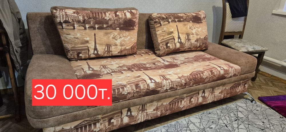 комод , прихожая