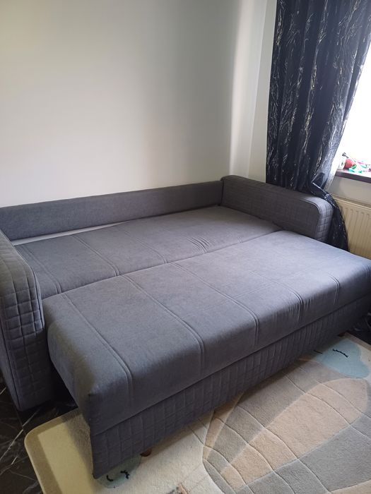 De vânzare canapea, sifonier4 uși comoda tv dulap soldat cu oglinda