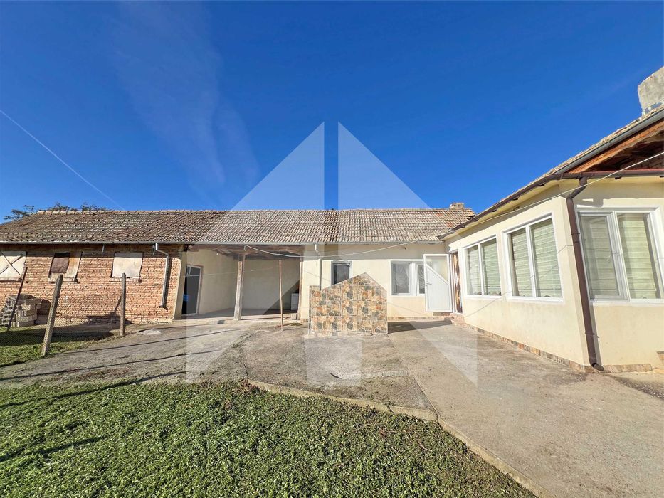 Продава се Къща в Нови пазар - 98 кв.м за 287 €/кв.м - Снимка #20