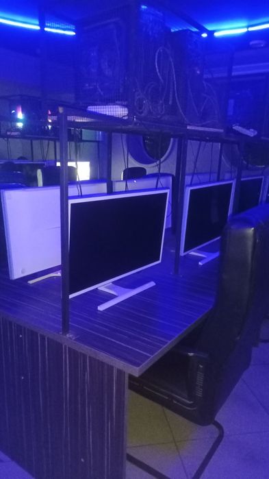 Продам мебель для компьютерного клуба !!!