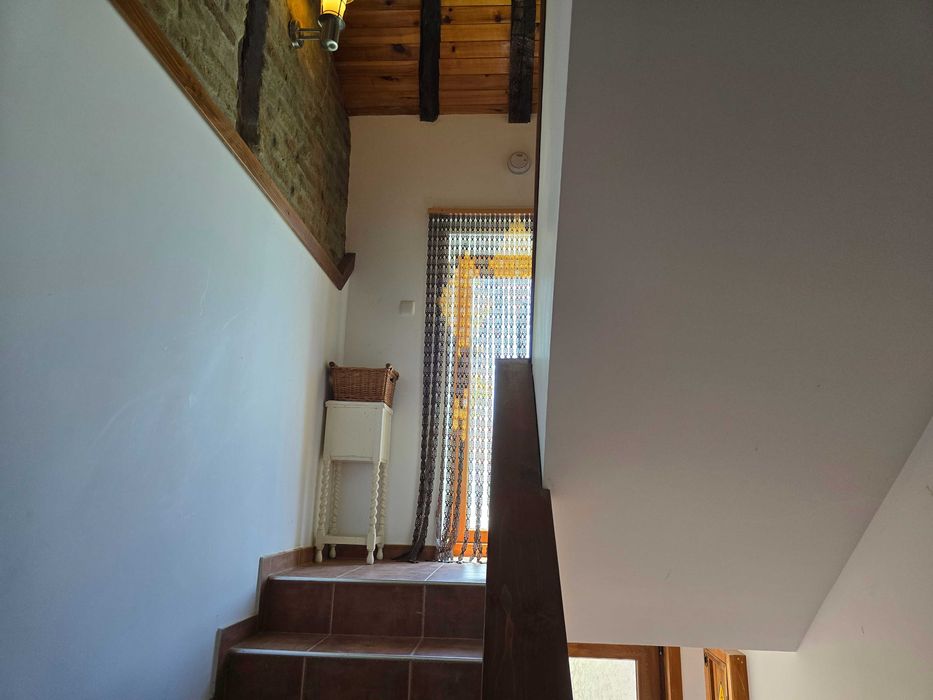 Реновирана къща  с гледка   в с. Гостилица / област Габрово