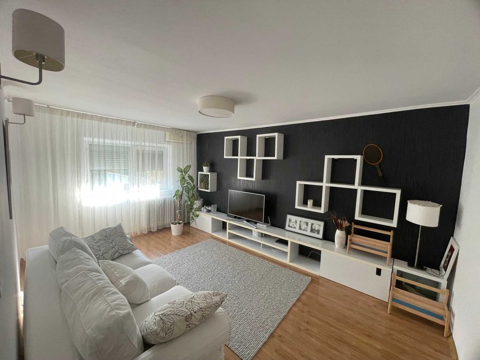 Ofer spre închiriere un apartament cu 2 camere, situat în zona Crangasi, Strada Vintila Mihailescu — fotografia 1