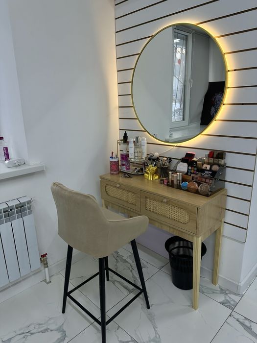 Кресло визажиста/бровиста