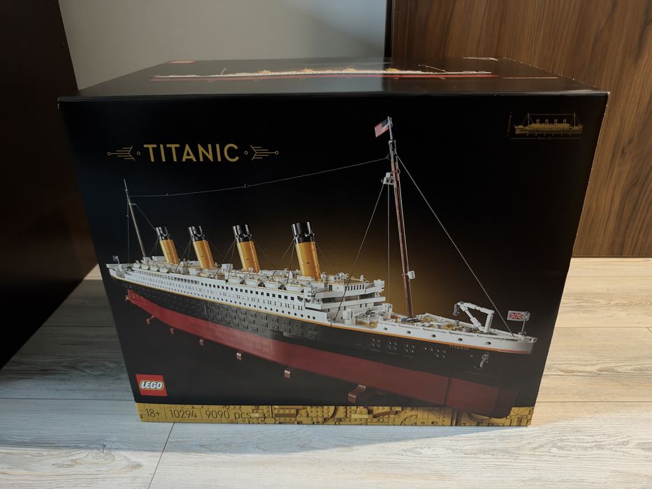 Lego Titanic 9090бр части Лего Титаник