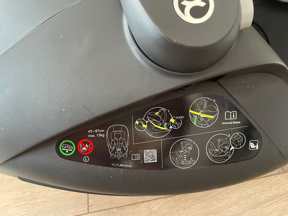 Cybex Cloud T + i-Size кошче за кола