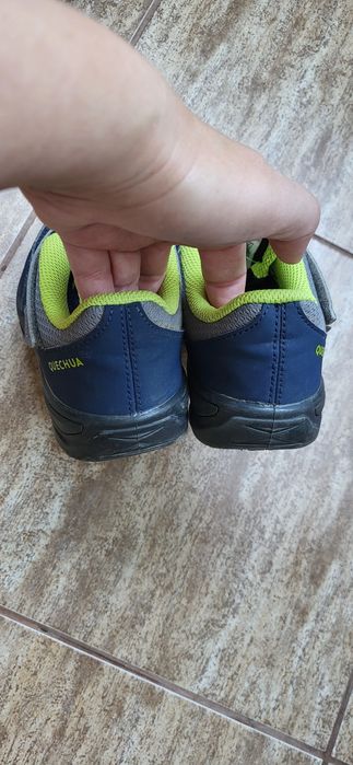 Pantofi incaltaminte sport de drumetie Quechua