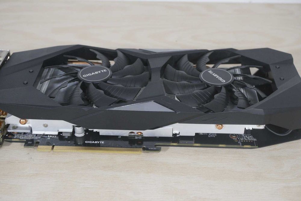 Видеокарта RTX 2070 8GB Gigabyte / вкл ДДС