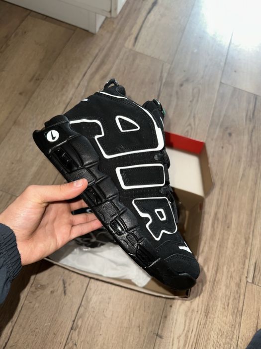 Vand nike uptempo noi