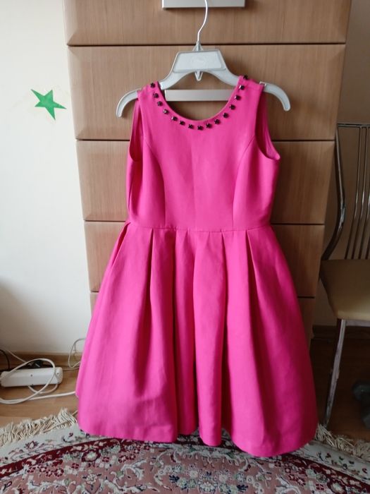 Нарядное платье для девочки