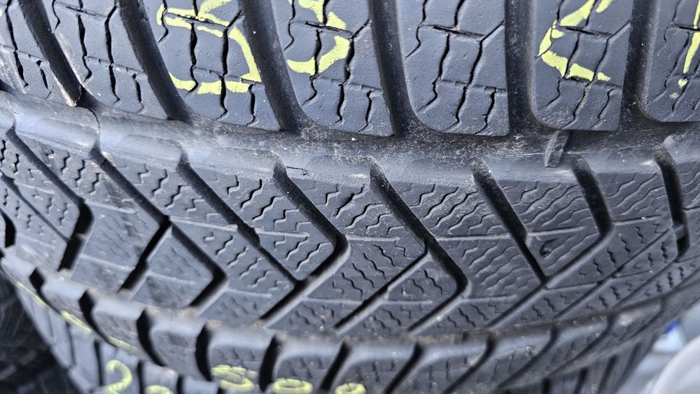 Anvelope iarna Pirelli 315 30 R21 si 275 35 R21