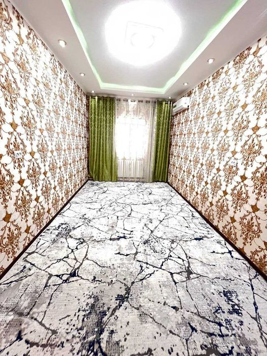 Чиланзар 13 1в2комн/6/7 Чистый ремонт. 38м2. не торец. Кирпич. Чуст ош