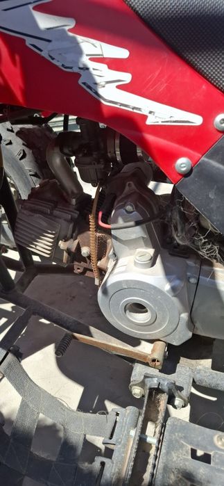 Продавам атв 2012г