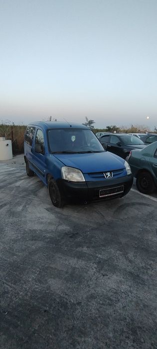 Dezmembrez Peugeot Partner