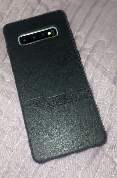 Самсунг с10+ PLUS