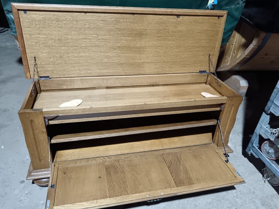 Set hol cuier+oglinda+bancheta/comodă stejar