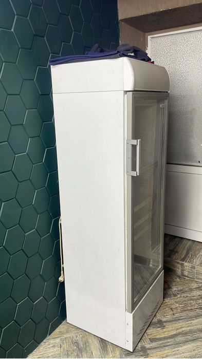 Продам Хододильник для магазина