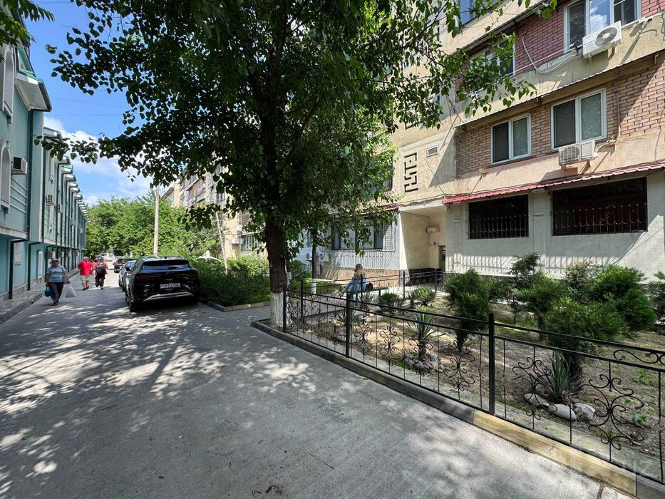 2в3 комнаты - 68 м² - 77 серия - Ц 1 - Японское посольство