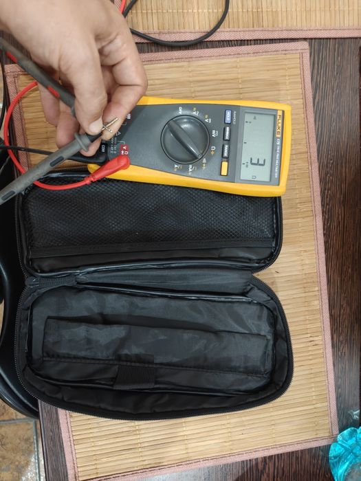 Fluke 175 True RMS – Multimetru profesional – Stare foarte bună