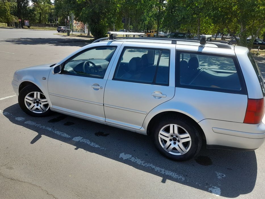 Vând  Volkswagen  golf 4 stare excelenta