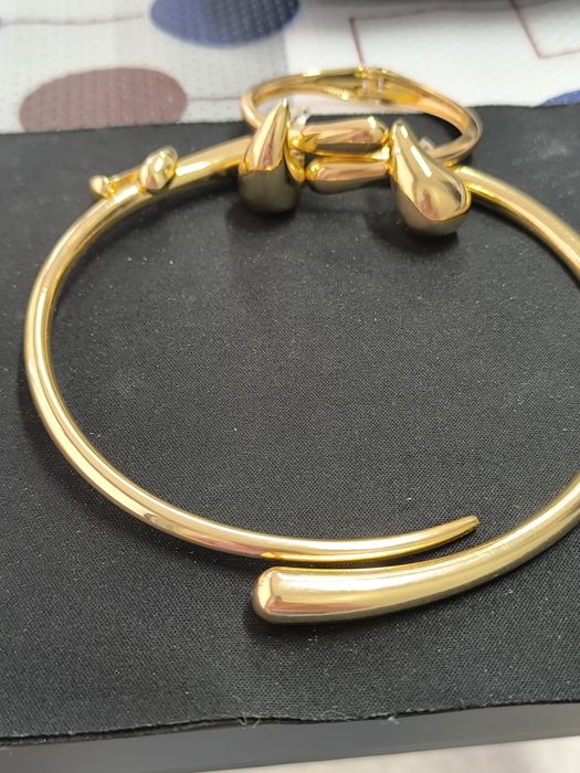 Продам набор бижутерный