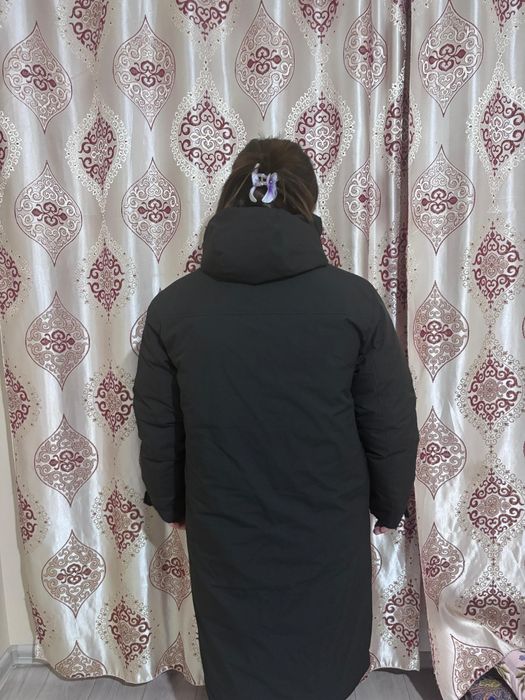 Продам женский куртка