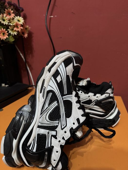 Balenciaga Runners