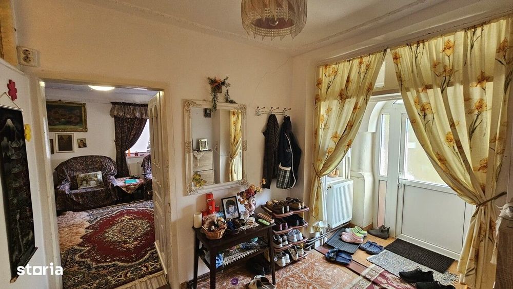 Gageni zona - teren 300mp cu casa batraneasca la 69000 euro