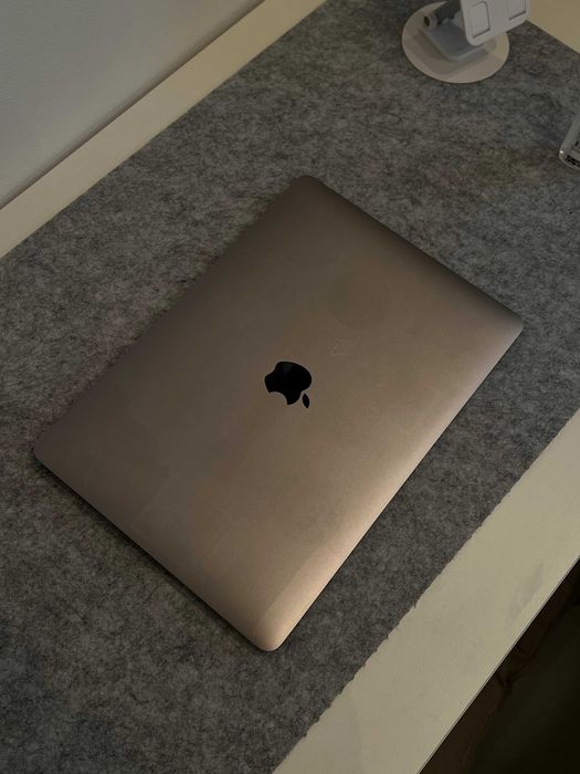 MacBook Air 2020 идеальный 256GB